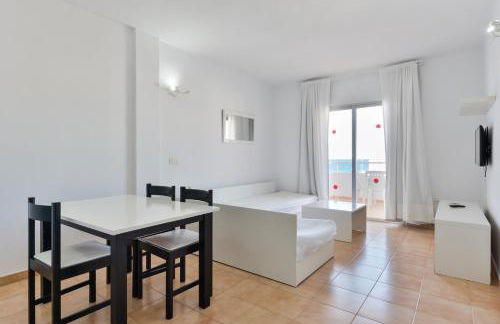 Apartamentos San Antonio Beach - Foto 49