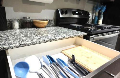 Trenton Sky Suite, Comfort, Pool, Gym, Gated Access - Photo 12