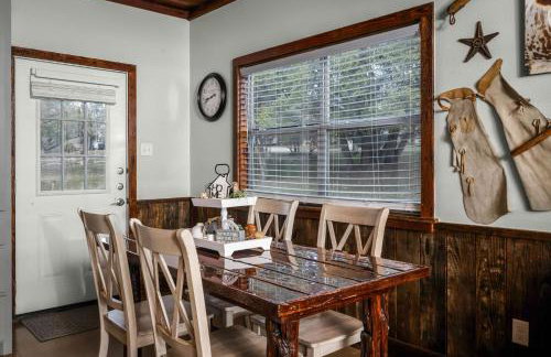 River Access Firepit BBQ Sleeps 12 - Foto 31