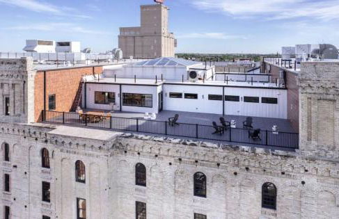 Cozy Luxury Apartment with Gym, Parking, and Rooftop - Foto 26