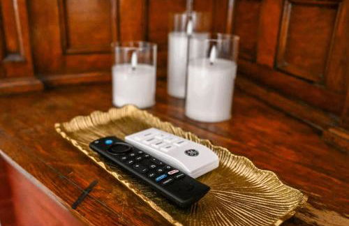 Spacious 6BR close to Portsmouth beaches and UNH - Photo 46