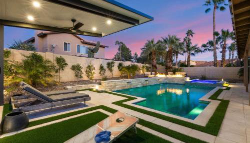 Backyard Bliss - Firepit Putt Play Pool & Spa - Foto 1