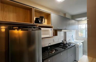 Apto Novo Super Aconchegante e com Ótima Localização - Foto 13