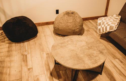 Bell Tower Suite Private Riverfront Stay Near Charleston WV - Foto 20