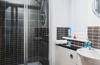 Modern 2-Bed Near Braehead - Foto 8