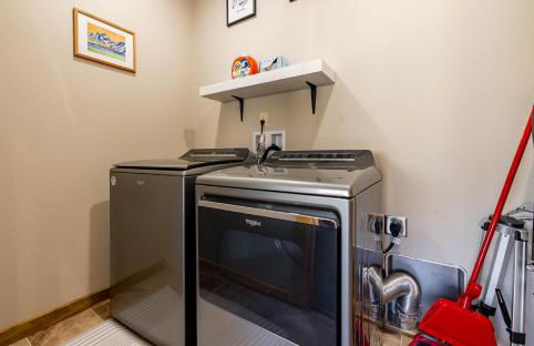 The Yellowstone - Spacious Wapiti Valley Cabin with Stunning Views! - Foto 34