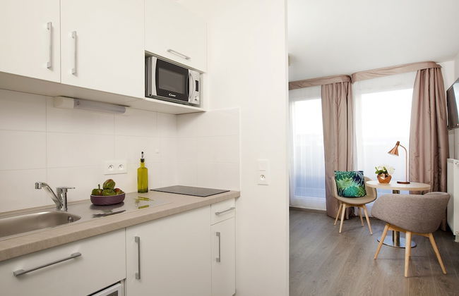 Residhome Asnières Park - Foto 8