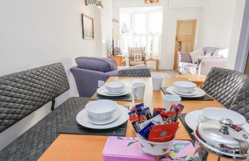 1 Castle Terrace - Photo 7