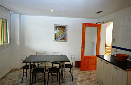 Casa con Piscina, Wifi, A/A y Barbacoa en Sant Pere Pescador - ES-89-82 - Foto 6