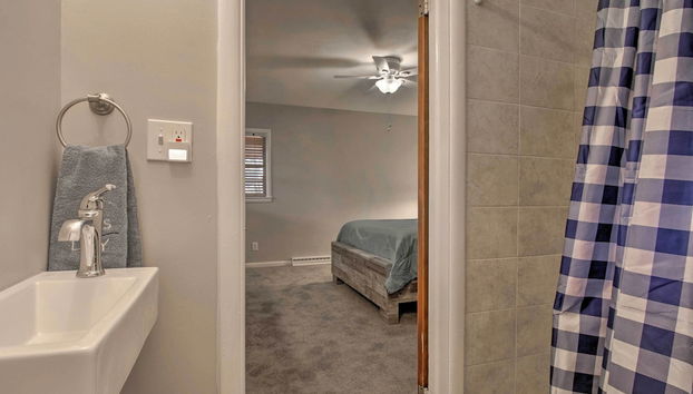 Luxe Family Beach House w/ Porch, Pool & Game Room - Photo 2, Intérieur