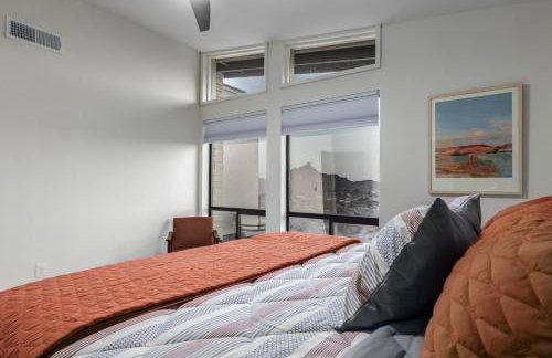 3BR Retreat with Heated Pool, BBQ and Mountain Views - Foto 31