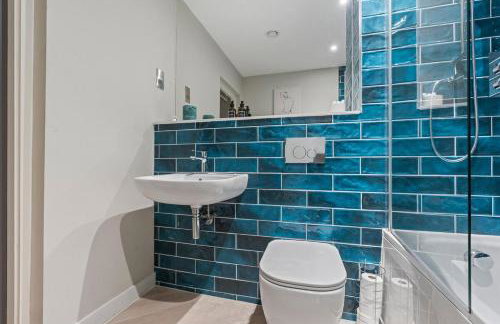 #45 2 bed Lux Fountain Lofts Digbeth - Near Blakesley Hall Museum - Sleeps 5 - "Perfect for Contractors and Families " - Foto 13