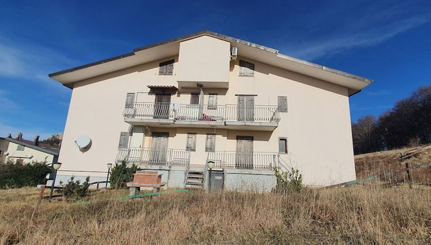 I Rifugi D'Abruzzo Una Valle di Luce - Photo 2, Primary image