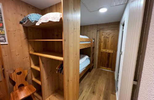 Appartement lumineux, grand balcon, vue sur La Meije - Photo 9