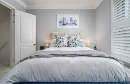 Pass the Keys Luxury 2 Bedroom Townhouse in Central St Albans - Photo 2