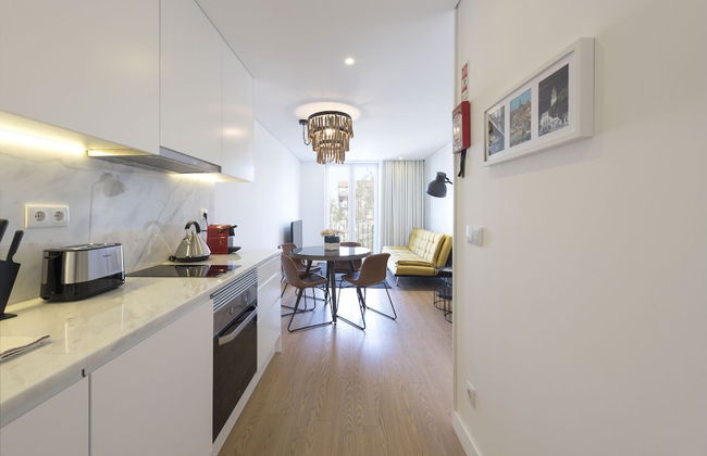 Downtown Bright Balcony Apartment by Vacationy - Foto 8