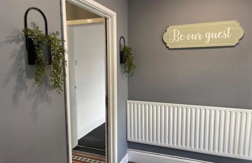 Casa Lobo's Beautiful Suites Apartment 1 free offroad parking - Foto 38