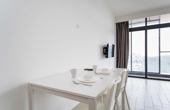 OYO Home 43951 Fair Studio Empire City Marriot - Photo 8