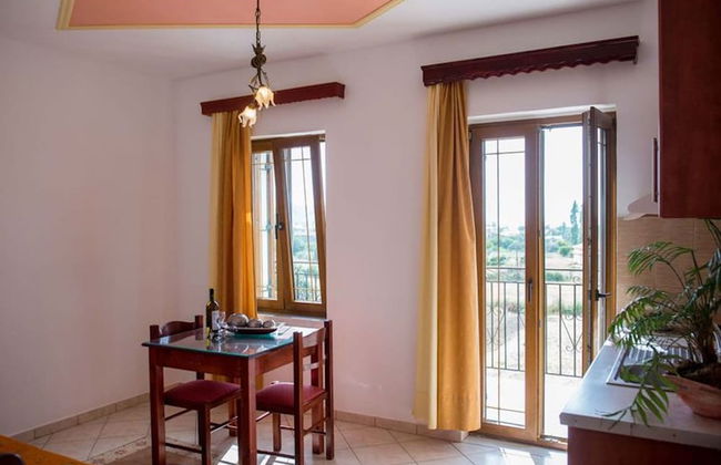 A Spacious and Bright Studio With Balcony - Foto 7