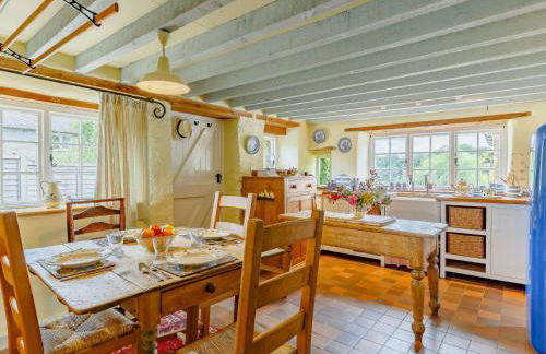 3 Bed in Beaminster 50738 - Photo 6