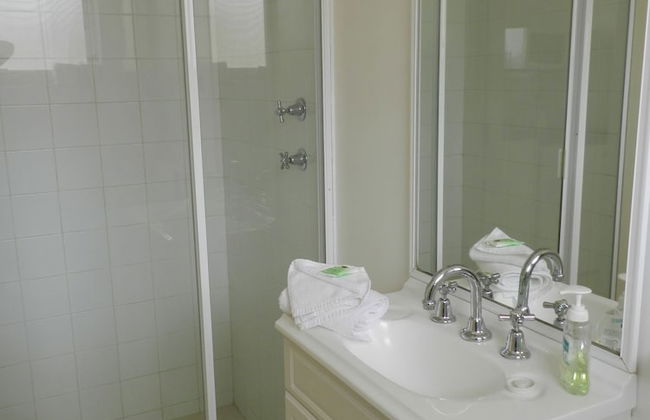 Harbourside Motel - Photo 40