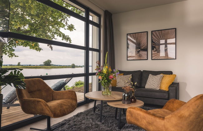 Cozy Riverside Escape - Foto 4