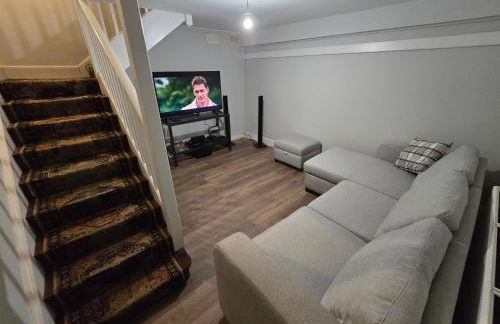 Glamis House - Photo 14