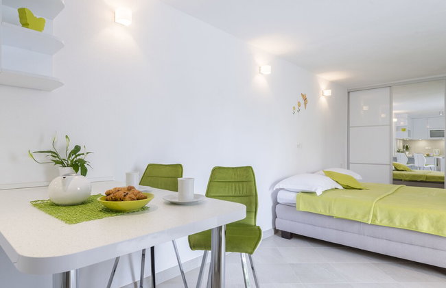 Apartmani Nikolina - Photo 28