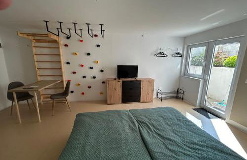 Inspirierendes Sport-Motto-Zimmer am Kocher-Jagst Radweg nähe Heilbronn - Foto 11