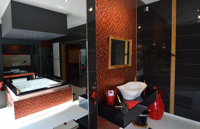 Deluxe Holiday Home in Welkenraedt with Hot Tub & Steam Shower - Foto 5