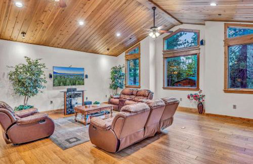 Tahoe Island Retreat Hot Tub & Game Room - Foto 7