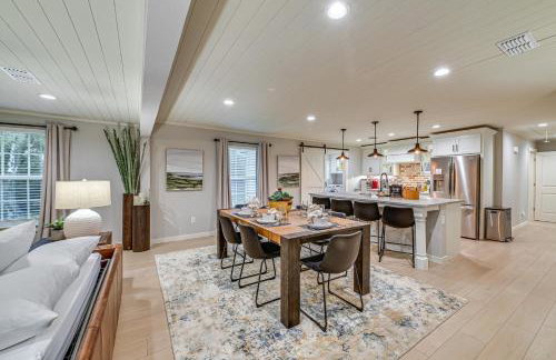 Hot Tub! Family Haven 3 Mi to Lake Ray Roberts - Foto 7