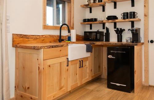 Tiny Cabin #3 at The Cedars - Foto 21