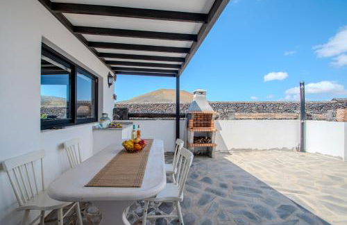 Casa Mar de Lava -Escapada activa en Masdache, corazón de Lanzarote - Foto 2