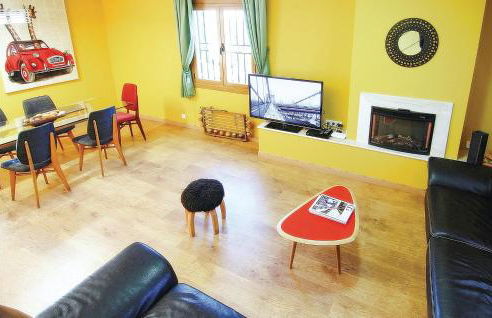 Lovely Home In St Cebrià De Vallalta - Foto 3