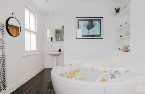 Elegant Fulham & Chelsea 3 Bed House With Roof Terrace & Jacuzzi - Foto 30