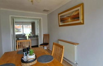 Generous 3 bed in the heart of the village - Foto 11