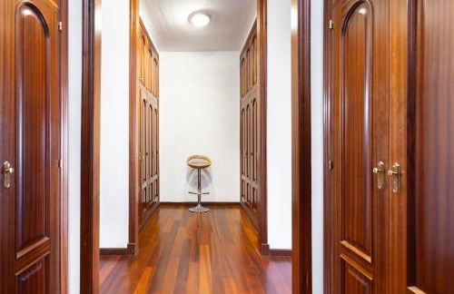 Sunset Horizon Spa Retreat by Eden Rentals - Foto 80