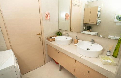 Maria's Airport Apartment, 4' metro, 10' airport, 15' beach, 40' city center - Foto 25