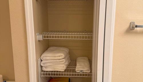 The Point Hotel & Suites - 503 Luxury - Pool view - Close to Universal - Foto 5