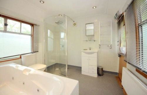 Carriage 2 - Coalport Station Holidays - Foto 4