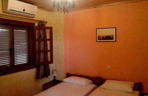 Sunrise Apartments - Photo 6