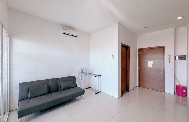 Good Location And Relaxing 1Br Apartment At Aryaduta Residence - Photo 13