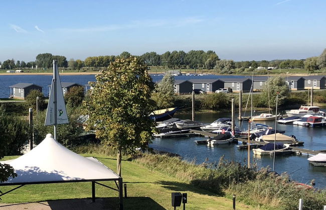 Modern Villa With a Nice Terrace, at the Marina - Foto 30