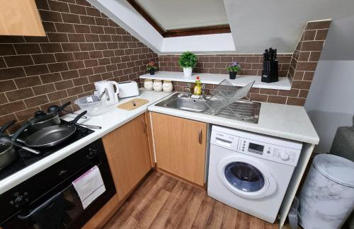 *F1*5GH* Setup for your most relaxed & amazing stay + Free Parking + Free Fast WiFi * - Foto 80