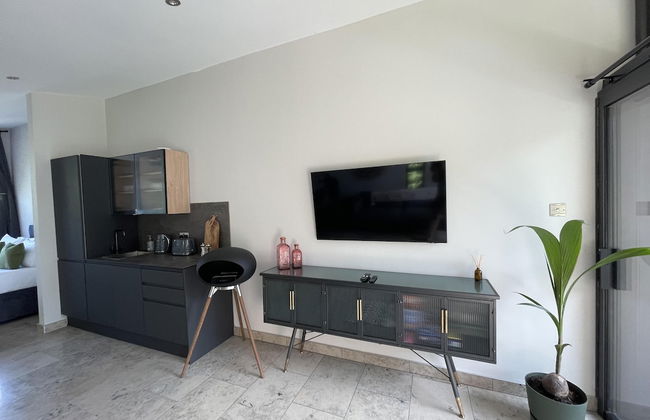 River View Guest House, Jacuzzi, Boat, Fire Hire - Photo 8