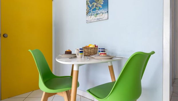 Poolside 1-bed Near Palm Beach - Foto 5, Habitación