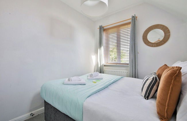 2 Bed House Near Beach with Free Parking - Foto 50