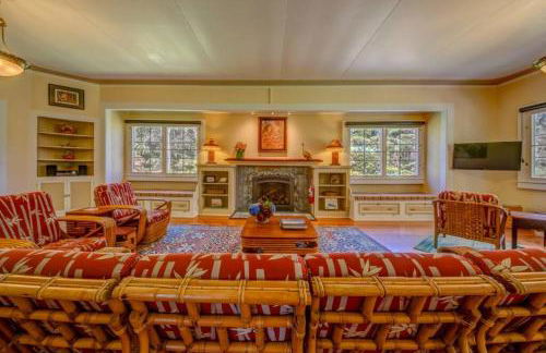 Ola'a House by Volcano Heritage Cottages - Photo 1