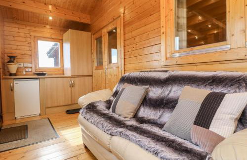 Chywolow Lodge - Photo 13